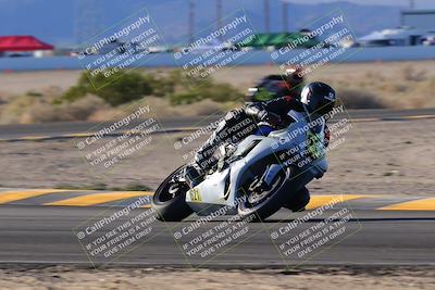 media/Oct-29-2022-CVMA (Sat) [[14c0aa3b66]]/Race 11 Amateur Supersport Open/